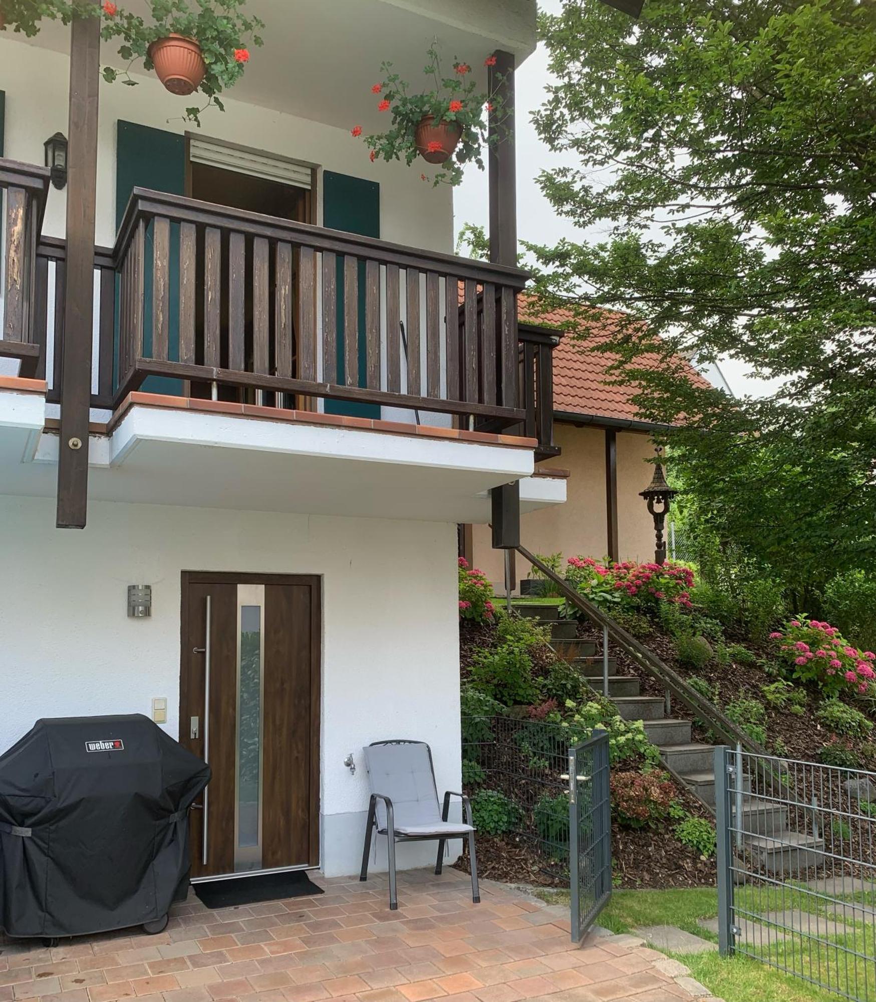 L&L Lodge Günding Екстериор снимка