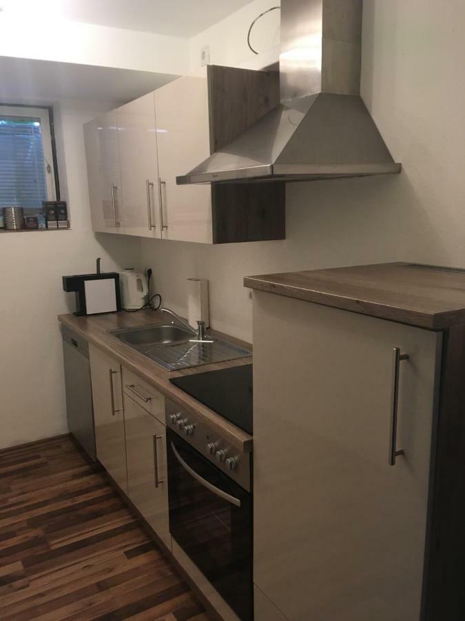 L&L Lodge Günding Екстериор снимка